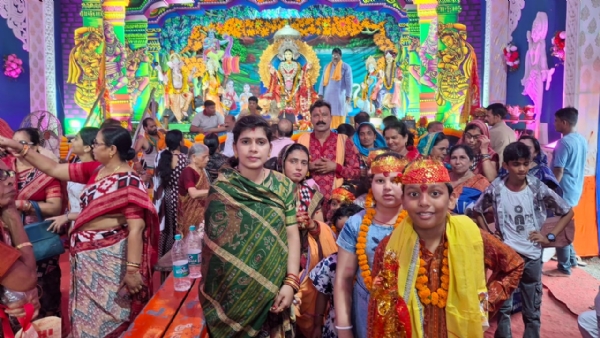 ମହାନବମୀ ଅବସରରେ ଗୋବିନ୍ଦତୋଳା ଦୁର୍ଗାପୂଜା ମଣ୍ଡପରେ ନବକୁମାରୀ ପୂଜା