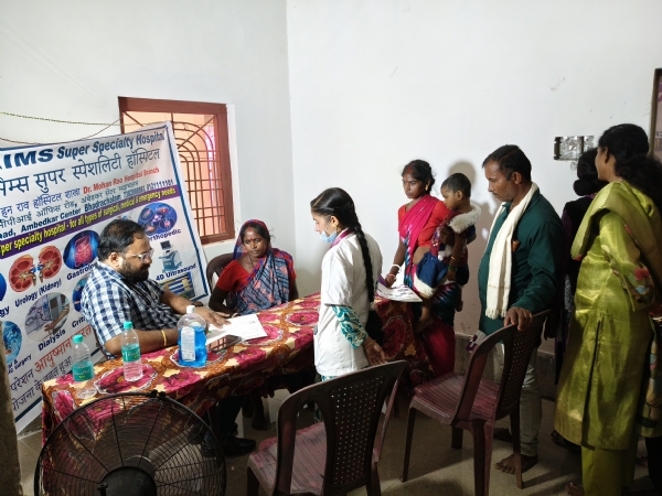 କାଲିମେଳାରେ ମାଗଣା ସ୍ୱାସ୍ଥ୍ୟ ଶିବିର ,ବିନା ମୂଲ୍ୟରେ ଉତ୍ତମ ଚିକିତ୍ସା ପାଉଛନ୍ତି ରୋଗୀ