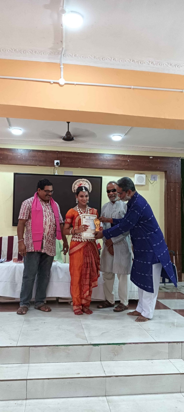 ଶିଶୁ ବିକାଶ କେନ୍ଦ୍ର ବଲାଙ୍ଗିରର ୪୧ ତମା ପ୍ରତିଷ୍ଠା ଦିବସ ମାଣିକ ଜୟନ୍ତୀ  ଉଦଯାପନୀ ସମାରୋହ