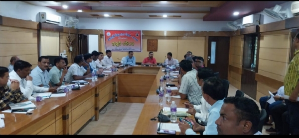 କଳାହାଣ୍ଡି ଜିଲ୍ଲା ଗଠନ ଦିବସ ପାଳନ ସମ୍ପର୍କରେ ପ୍ରସ୍ତୁତି ବୈଠକ।