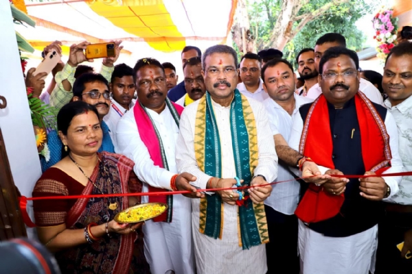 ଦେବେଇପାଲିରେ ‘ଗୋଷ୍ଠୀ ଜନ ସ୍ୱାସ୍ଥ୍ୟ କେନ୍ଦ୍ର  ଉଦଘାଟିତ