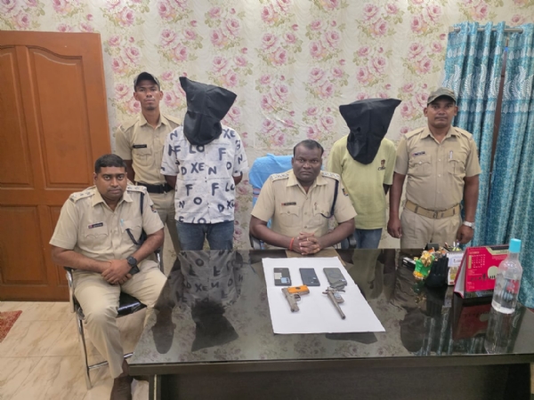 ବନ୍ଧୁକ ଚୋରାଚାଲାଣ ଅଭିଯୋଗରେ ୨ ଗିରଫ
