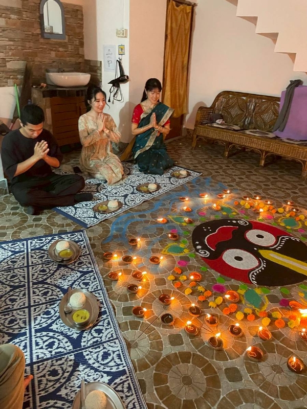 ଦୀପାବଳିକୁ ଧୁମଧାମରେ ପାଳିଲେ ଜାପାନୀ