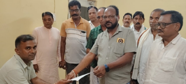 କୁଚିଣ୍ଡା ଉପଖଣ୍ଡ ଚାଷୀଙ୍କ ପକ୍ଷରୁ ଧାନ ଦରବୃଦ୍ଧି ଓ ଅଖାବସ୍ତା ପାଇଁ ମୁଖ୍ୟମନ୍ତ୍ରୀଙ୍କୁ ଦାବିପତ୍ର କୁଚିଣ୍ଡା ଉପଖଣ୍ଡ ଚାଷୀଙ୍କ ପକ୍ଷରୁ ଧାନ ଦରବୃଦ୍ଧି ଓ ଅଖାବସ୍ତା ପାଇଁ ମୁଖ୍ୟମନ୍ତ୍ରୀଙ୍କୁ ଦାବିପତ୍ର