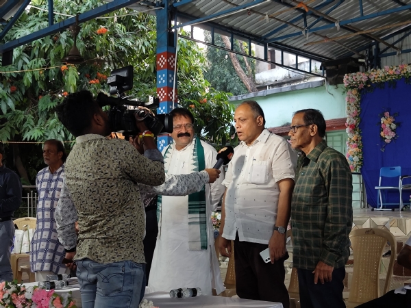 ହୀରକ ଜୟନ୍ତୀ ଉତ୍ସବ ପାଳନ ପାଇଁ ଚୂଡାନ୍ତ ପ୍ରସ୍ତୁତି ବୈଠକ : ଆସନ୍ତା କାଲି କାର୍ଯ୍ୟକ୍ରମ ହୀରକ ଜୟନ୍ତୀ ଉତ୍ସବ ପାଳନ ପାଇଁ ଚୂଡାନ୍ତ ପ୍ରସ୍ତୁତି ବୈଠକ : ଆସନ୍ତା କାଲି କାର୍ଯ୍ୟକ୍ରମ