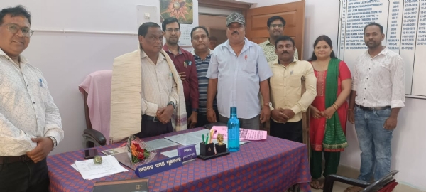 ଜିଲ୍ଲା ଶିକ୍ଷା ଅଧିକାରୀ ଙ୍କୁ ସ୍ବାଗତ ସମ୍ବର୍ଦ୍ଧନା ଜିଲ୍ଲା ଶିକ୍ଷା ଅଧିକାରୀ ଙ୍କୁ ସ୍ବାଗତ ସମ୍ବର୍ଦ୍ଧନା