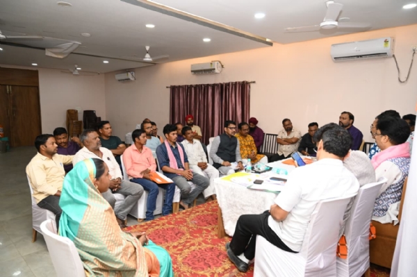 ବିଜେପି ପକ୍ଷରୁ ବୁଦ୍ଧିଜୀବୀ ସମାବେଶ ବିଜେପି ପକ୍ଷରୁ ବୁଦ୍ଧିଜୀବୀ ସମାବେଶ