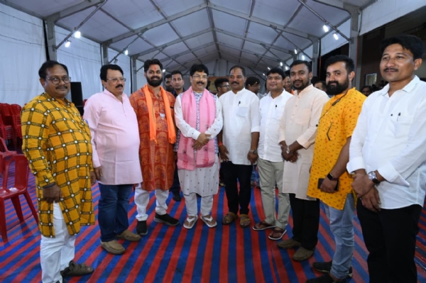 ବିଜେପି ପକ୍ଷରୁ ବୁଦ୍ଧିଜୀବୀ ସମାବେଶ ବିଜେପି ପକ୍ଷରୁ ବୁଦ୍ଧିଜୀବୀ ସମାବେଶ