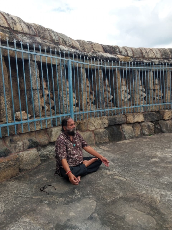 ରାଣୀପୁର-ଝରିଆଳକୁ ବିଶିଷ୍ଟ ମୂର୍ତ୍ତିକାରଶୀଲ୍ପି ପଦ୍ମଶ୍ରୀ ଅଦ୍ୱେତଚରଣ ଙ୍କ ପରିଦର୍ଶନ ଓଡ଼ିଶାର ଐତିହ୍ୟସଂରକ୍ଷଣ କରିବାରେ ଏଏସଆଇ ବିପଥଗାମୀ ହୋଇଛି-ପଦ୍ମଶ୍ରୀ ଗଡନାୟକ ରାଣୀପୁର-ଝରିଆଳକୁ ବିଶିଷ୍ଟ ମୂର୍ତ୍ତିକାରଶୀଲ୍ପି ପଦ୍ମଶ୍ରୀ ଅଦ୍ୱେତଚରଣ ଙ୍କ ପରିଦର୍ଶନ ଓଡ଼ିଶାର ଐତିହ୍ୟସଂରକ୍ଷଣ କରିବାରେ ଏଏସଆଇ ବିପଥଗାମୀ ହୋଇଛି-ପଦ୍ମଶ୍ରୀ ଗଡନାୟକ