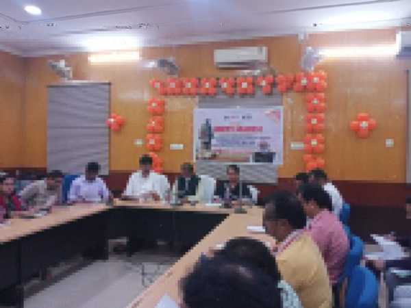 ସୁବର୍ଣ୍ଣପୁର ଜିଲ୍ଲାରେ ଲୌହ ମାନବ ସର୍ଦ୍ଦାର ବଲ୍ଲଭଭାଇ ପଟେଲ ଙ୍କ ୧୫୦ତମ ଜନ୍ମ ଦିବସ ପାଳନ ଅବସରରେ ଏକତା ଦୌଡ଼  ପାଇଁ ବୈଠକ ସୁବର୍ଣ୍ଣପୁର ଜିଲ୍ଲାରେ ଲୌହ ମାନବ ସର୍ଦ୍ଦାର ବଲ୍ଲଭଭାଇ ପଟେଲ ଙ୍କ ୧୫୦ତମ ଜନ୍ମ ଦିବସ ପାଳନ ଅବସରରେ ଏକତା ଦୌଡ଼  ପାଇଁ ବୈଠକ