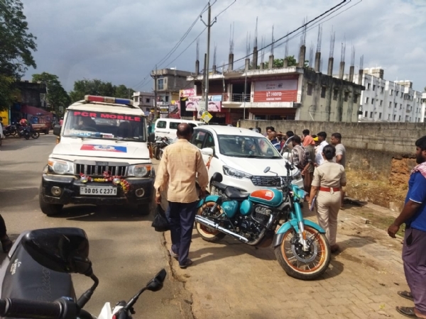 Car Glass Bhangi 2 Lac Loot Car Glass Bhangi 2 Lac Loot