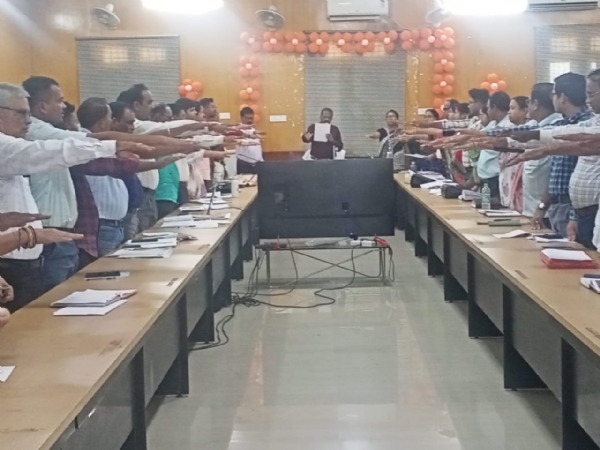 ସୁବର୍ଣ୍ଣପୁର ଜିଲ୍ଲାରେ ରାଷ୍ଟ୍ରୀୟ ଏକତା ଦିବସ ଅବସରରେ ଏକତାର ଶପଥ ପାଠ ଅନୁଷ୍ଠିତ।