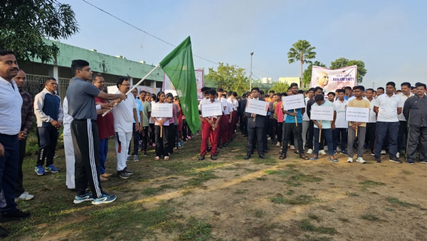 ସର୍ଦ୍ଦାର ବଲ୍ଲଭଭାଇ ପଟେଲଙ୍କ ଜୟନ୍ତୀ ଅବସରରେ ଗଣ ଦୌଡ଼ ଅନୁଷ୍ଠିତ ସର୍ଦ୍ଦାର ବଲ୍ଲଭଭାଇ ପଟେଲଙ୍କ ଜୟନ୍ତୀ ଅବସରରେ ଗଣ ଦୌଡ଼ ଅନୁଷ୍ଠିତ