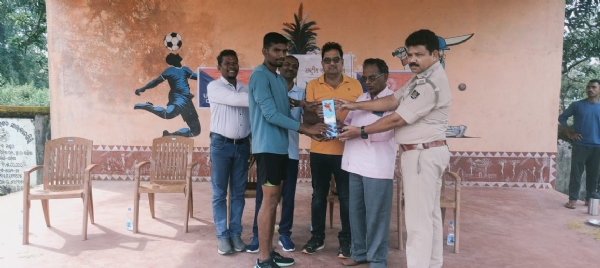 ପଡିଆ ଥାନା ପକ୍ଷରୁ ରାଷ୍ଟ୍ରୀୟ ଦିବସ ଅବସରରେ ମିନି ମାରାଥନ