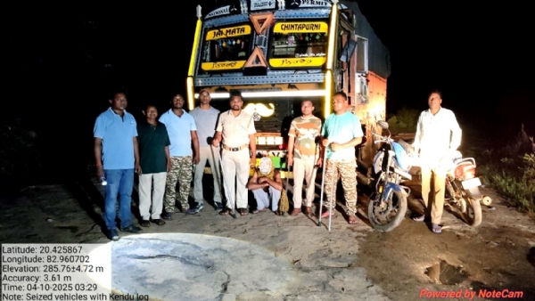 କଣ୍ଟାବାଞ୍ଜି ପାଖରେ କେନ୍ଦୁ କାଠ ବୋଝେଇ ଦୁଇଟି ମୋଟରସାଇକେଲ ଓ ଗୋଟିଏ ଟ୍ରକ କେନ୍ଦୁ ଗଣ୍ଡି ବୋଝେଇ ଜବତ