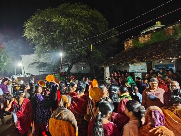 କୁଶଙ୍ଗାଇ ପୀଠରେ ପ୍ରସାଦ ବଣ୍ଟନ କଲା ବଲାଙ୍ଗିର ଜିଲ୍ଲା ଅଘରିଆ ସମାଜ ଟ୍ରଷ୍ଟ