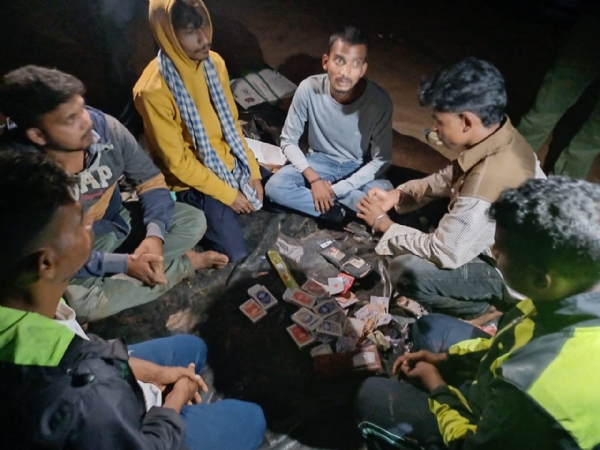 ଜୁଆ ଅଡ୍ଡା ଉପରେ ଚଢ଼ାଉ