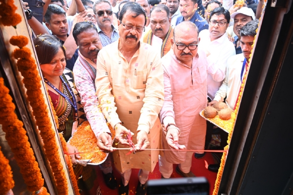 ସମ୍ବଲପୁର ଷ୍ଟେସନରୁ ଅଯୋଧ୍ଯା-ବାରଣାସୀ ଅଭିମୁଖେ ବରିଷ୍ଠ ନାଗରିକ ତୀର୍ଥଯାତ୍ରା ଟ୍ରେନ୍‌ର ଶୁଭାରମ୍ଭ