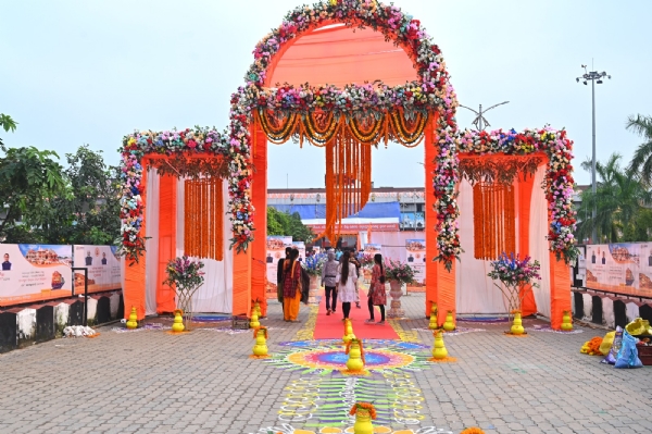 ସମ୍ବଲପୁର ଷ୍ଟେସନରୁ ଅଯୋଧ୍ଯା-ବାରଣାସୀ ଅଭିମୁଖେ ବରିଷ୍ଠ ନାଗରିକ ତୀର୍ଥଯାତ୍ରା ଟ୍ରେନ୍‌ର ଶୁଭାରମ୍ଭ