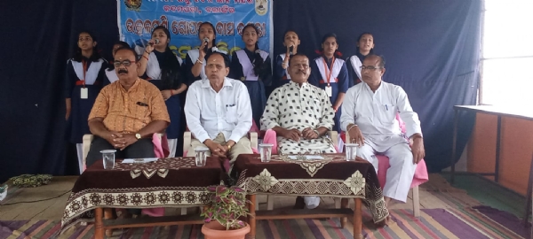 କଦମପଡା ଶିଶୁମନ୍ଦିରରେ ଉତ୍କଳମଣି ଗୋପବନ୍ଧୁ ଦାସ ଜୟନ୍ତୀ ଓ ସେବା ଦିବସ ପାଳନ