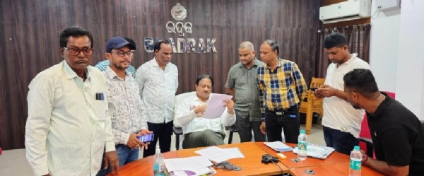 KALIPUJA COMMITTEE MEMBER MEET COLLECTOR