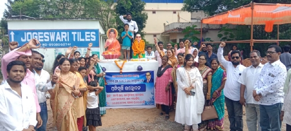 ଡଃ ଆମ୍ବେଦକର ଓ ଭଗବାନ ବୁଦ୍ଧ ଙ୍କ ପ୍ରତିମୁର୍ତ୍ତି ସ୍ଥାପନ କଲେ ଲକ୍ଷେ ଘର ଗଣ୍ଡା ସମାଜ