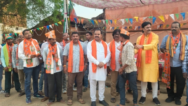 କୋଟେନଚୁଆଁ ପଞ୍ଚାୟତରେ ବଜେପିର ଵିଶାଳ ସମାବେଶ