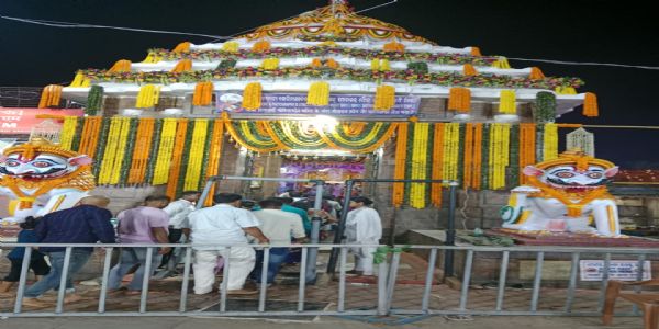 ଅଁଳା ନବମୀ ଅବ୍ୟବସ୍ଥା :  ଭାଇରାଲ୍ ହେଉଛି ଗର୍ଭଗୃହ ଓ ଶ୍ରୀରାଧାଙ୍କ ଫଟୋ