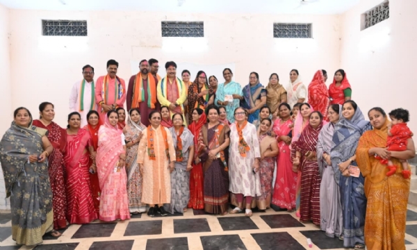 ଖରିଆର ରୋଡ଼ ଏନ୍ଏସିରେ ମନ୍ତ୍ରୀ କୃଷ୍ଣଚନ୍ଦ୍ର ପାତ୍ରଙ୍କ ତୋଫାନୀ ନିର୍ବାଚନୀ ପ୍ରଚାର