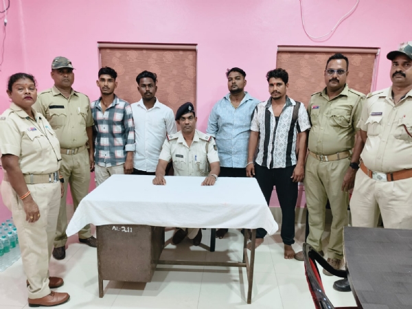 ଭକ୍ତଙ୍କୁ ଦର୍ଶନ କରିବା ନାମରେ ୪ ଯୁବକ ଗିରଫ