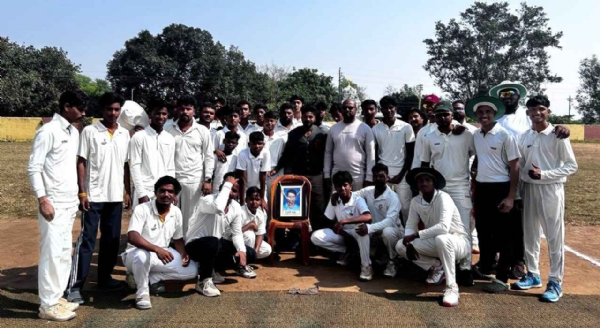 କଣ୍ଟାବାଞ୍ଜି ପୋଲିସ ସହିତ ଏ ବି ଭି ପି ବାଂଲାଦେଶୀ ପ୍ରବାସୀ ଯାଞ୍ଚ ବିଷୟରେ ଆଲୋଚନା