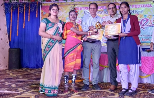 ଜ଼ିଲ୍ଲାସ୍ତରୀୟ ସର୍ଗୀଫୁଲରେ ଟିକିଲିପଡ଼ା ବାଳିକା ଉଚ୍ଚ ବିଦ୍ୟାଳୟର ସଫଳତା ଜ଼ିଲ୍ଲାସ୍ତରୀୟ ସର୍ଗୀଫୁଲରେ ଟିକିଲିପଡ଼ା ବାଳିକା ଉଚ୍ଚ ବିଦ୍ୟାଳୟର ସଫଳତା