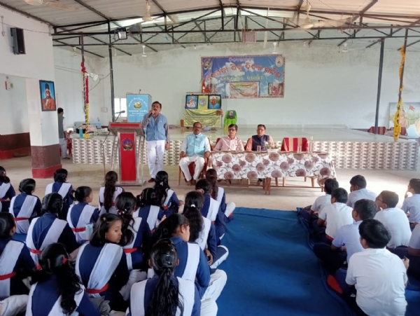 ଶିଶୁ ଦିବସ ପାଳନ ଅବସରରେ ବାଳ ଶିବିର ଓ କନ୍ଯା ଶିବିର ଅନୁଷ୍ଠିତ ଶିଶୁ ଦିବସ ପାଳନ ଅବସରରେ ବାଳ ଶିବିର ଓ କନ୍ଯା ଶିବିର ଅନୁଷ୍ଠିତ