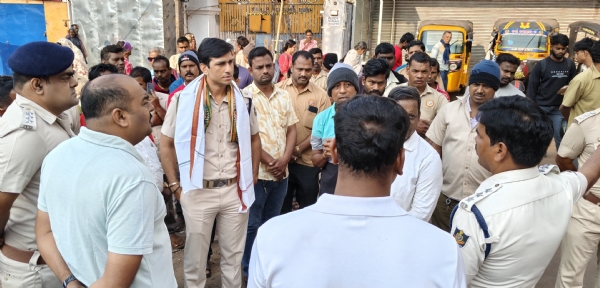 ପୁରୀ ପୋଲିସ୍ ଦ୍ୱାରା ସହରର ବିଭିନ୍ନ ସାହି ଏବଂ ଗୁରୁତ୍ୱପୂର୍ଣ୍ଣ ସ୍ଥାନ ଯାତାୟାତ ବ୍ୟବସ୍ଥାର ସମୀକ୍ଷା