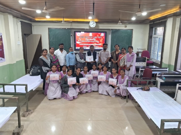 ମହିଳା ମହାବିଦ୍ୟାଳୟରେ ରକ୍ତଦାନ ଶିବିର ୨୮ ୟୁନିଟ ସଂଗ୍ରହ ମହିଳା ମହାବିଦ୍ୟାଳୟରେ ରକ୍ତଦାନ ଶିବିର ୨୮ ୟୁନିଟ ସଂଗ୍ରହ