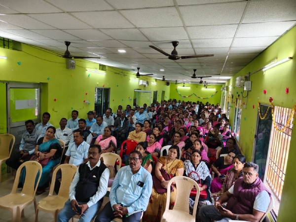 ପ୍ରାଥମିକ ଓ ଉଚ୍ଚ ପ୍ରାଥମିକ ବିଦ୍ୟାଳୟ ର ପ୍ରଧାନ ଶିକ୍ଷକ ଓ ପ୍ରଧାନ ଶିକ୍ଷୟତ୍ରୀ ମାନଙ୍କ ସମ୍ମିଳନୀ ପ୍ରାଥମିକ ଓ ଉଚ୍ଚ ପ୍ରାଥମିକ ବିଦ୍ୟାଳୟ ର ପ୍ରଧାନ ଶିକ୍ଷକ ଓ ପ୍ରଧାନ ଶିକ୍ଷୟତ୍ରୀ ମାନଙ୍କ ସମ୍ମିଳନୀ