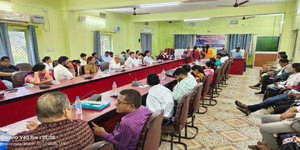 ଯୁଯୁମୁରା ବ୍ଲକ ଠାରେ ଜନ ଅଭିଯୋଗ ଶୁଣାଣି