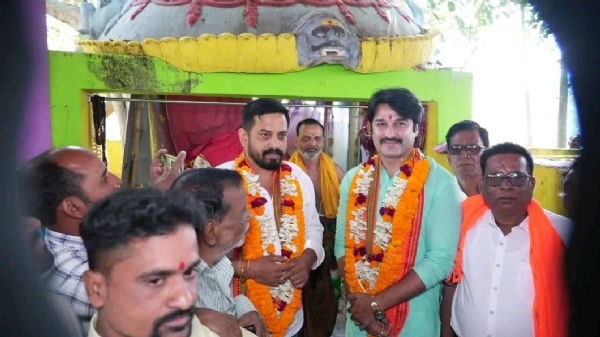 ବିଧାୟକଙ୍କ ଦ୍ୱାରା ଭିତିପ୍ରସ୍ତର ସ୍ଥାପନ ବିଧାୟକଙ୍କ ଦ୍ୱାରା ଭିତିପ୍ରସ୍ତର ସ୍ଥାପନ