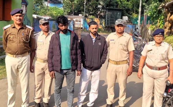 ୧୦ ଲକ୍ଷରୁ ଉର୍ଦ୍ଧ୍ବ ମୂଲ୍ୟର ବ୍ରାଉନ ସୁଗାର ଜବତ୍ : ୮ ଜଣଙ୍କୁ ବାନ୍ଧିଲା ପୋଲିସ