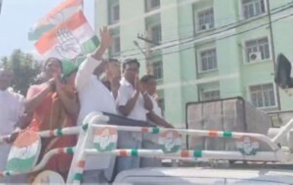 ବାଇକ୍ ଶୋଭାଯାତ୍ରାରେ କଂଗ୍ରେସର ନିର୍ବାଚନୀ ପ୍ରଚାର ବାଇକ୍ ଶୋଭାଯାତ୍ରାରେ କଂଗ୍ରେସର ନିର୍ବାଚନୀ ପ୍ରଚାର