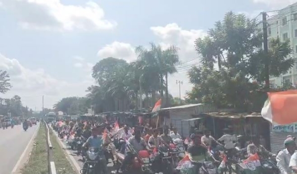 ବାଇକ୍ ଶୋଭାଯାତ୍ରାରେ କଂଗ୍ରେସର ନିର୍ବାଚନୀ ପ୍ରଚାର ବାଇକ୍ ଶୋଭାଯାତ୍ରାରେ କଂଗ୍ରେସର ନିର୍ବାଚନୀ ପ୍ରଚାର