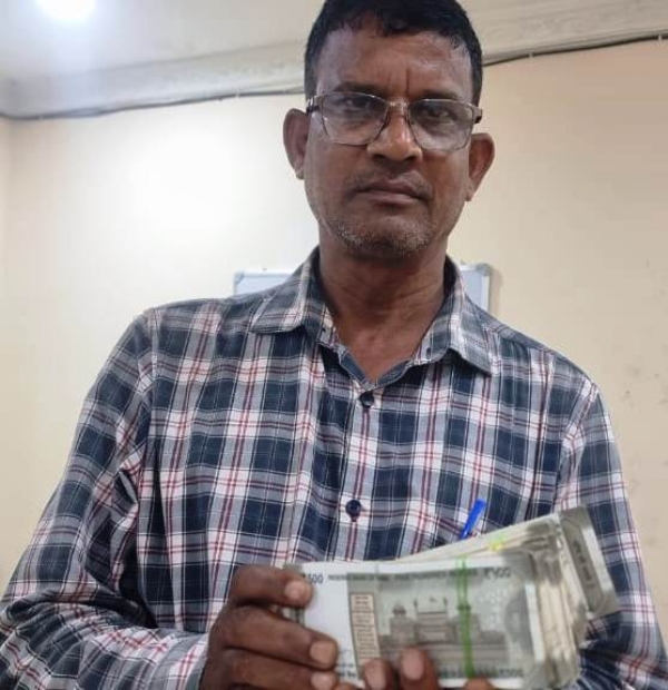 CHRAMPA DIKI BHANGI LUT TANKA UDHAR CHRAMPA DIKI BHANGI LUT TANKA UDHAR