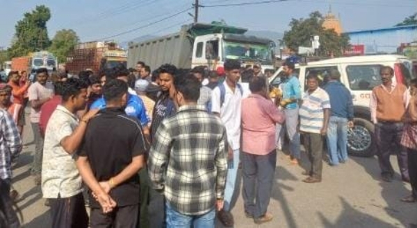 ଭୀମଭୋଇ ଛକ ନିକଟରେ ପୁଣି ଏକ ମର୍ମନ୍ତୁଦ ସଡ଼କ ଦୁର୍ଘଟଣା : ବ୍ୟବସାୟୀ ଗୁରୁତର