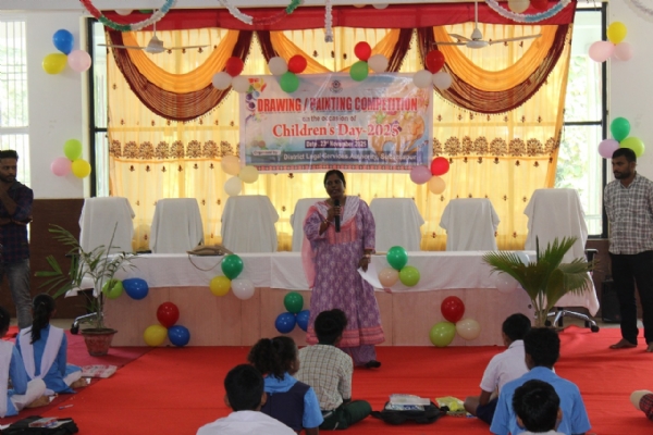 ଜିଲ୍ଲା ନ୍ୟାୟାଳୟ ପରିସର ସୋନପୁର ଠାରେ ଶିଶୁ ଦିବସ ଉପଲକ୍ଷେ ଚିତ୍ରାଙ୍କନ ପ୍ରତିଯୋଗିତା