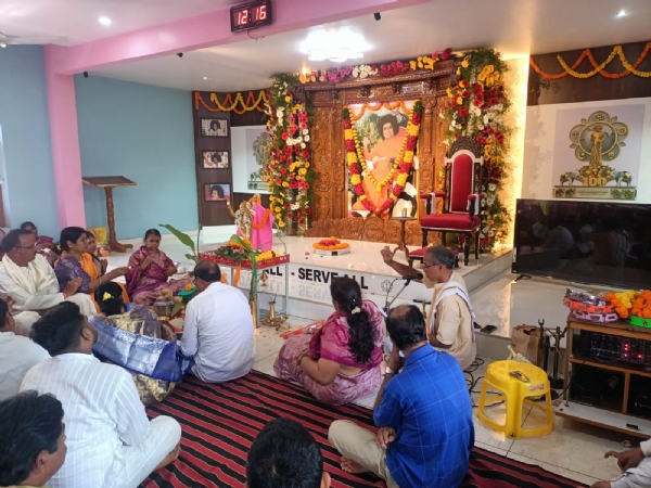 ସତ୍ୟ ସାଇବାବାଙ୍କ ଶହେ ତମ ଜୟନ୍ତି ପାଳିତ ସତ୍ୟ ସାଇବାବାଙ୍କ ଶହେ ତମ ଜୟନ୍ତି ପାଳିତ