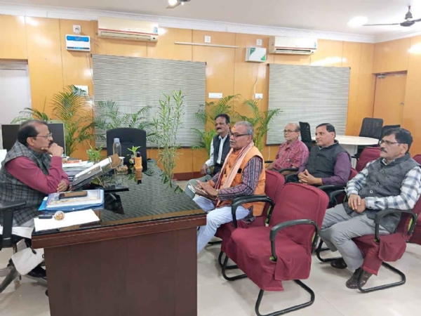 ବିଭିନ୍ନ ସମସ୍ୟା ନେଇ ଜିଲ୍ଲାପାଳ ଙ୍କ ସହ ଆଲୋଚନା କଲେ ଜିଲ୍ଲା କୃଷକ ସଂଗଠନ ବିଭିନ୍ନ ସମସ୍ୟା ନେଇ ଜିଲ୍ଲାପାଳ ଙ୍କ ସହ ଆଲୋଚନା କଲେ ଜିଲ୍ଲା କୃଷକ ସଂଗଠନ