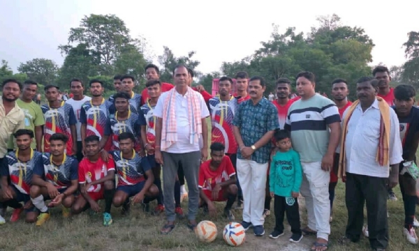 ଦଶମତୀ ଯୁବକ ସଂଘ ଆନୁକୂଲ୍ୟରେ ଏକ ଦିବସୀୟ ଫୁଟବଲ୍ ପ୍ରତିଯୋଗିତା