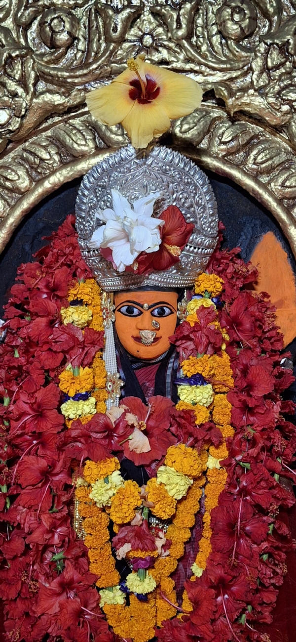 କାର୍ତ୍ତିକ ପୂର୍ଣ୍ଣମୀ ରେ ବଲାଙ୍ଗିର ସହର ଚଳ ଚଞ୍ଚଳ କାର୍ତ୍ତିକ ପୂର୍ଣ୍ଣମୀ ରେ ବଲାଙ୍ଗିର ସହର ଚଳ ଚଞ୍ଚଳ