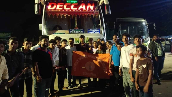 ସୁବର୍ଣ୍ଣପୁର ର ଖେଳାଳୀ ଖୋଖୋ ପ୍ରତିଯୋଗିତା ରେ ଭାଗ ନେବାକୁ କେନ୍ଦୁଝର ଜିଲ୍ଲା ଗସ୍ତ କଲେ ସୁବର୍ଣ୍ଣପୁର ର ଖେଳାଳୀ ଖୋଖୋ ପ୍ରତିଯୋଗିତା ରେ ଭାଗ ନେବାକୁ କେନ୍ଦୁଝର ଜିଲ୍ଲା ଗସ୍ତ କଲେ