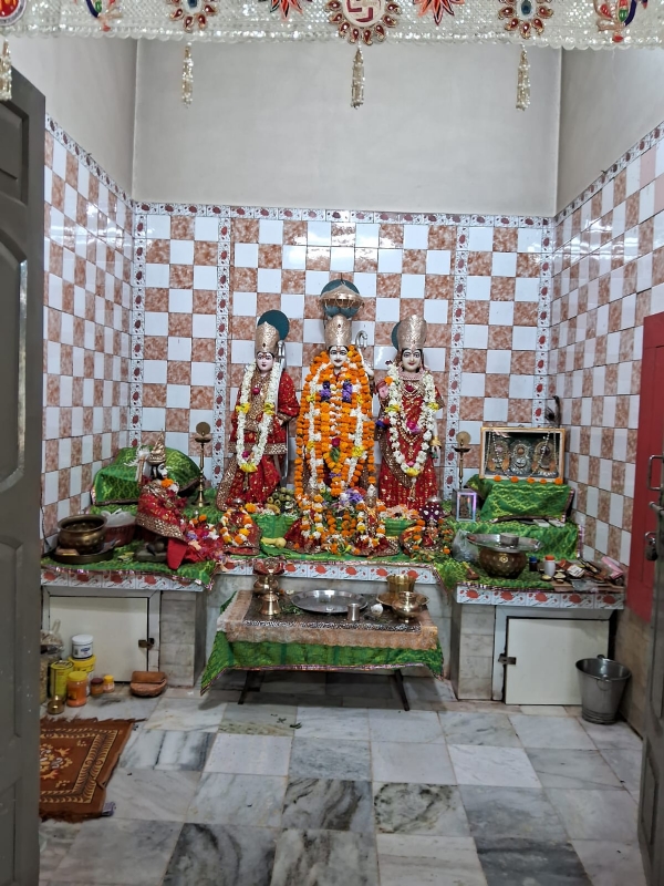 କାର୍ତ୍ତିକ ପୂର୍ଣ୍ଣମୀ ରେ ବଲାଙ୍ଗିର ସହର ଚଳ ଚଞ୍ଚଳ କାର୍ତ୍ତିକ ପୂର୍ଣ୍ଣମୀ ରେ ବଲାଙ୍ଗିର ସହର ଚଳ ଚଞ୍ଚଳ